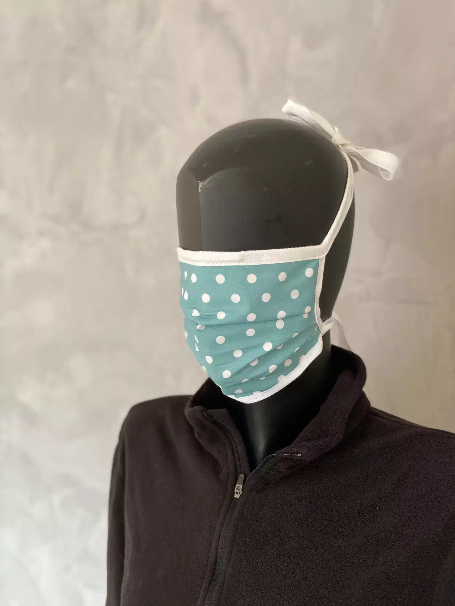 Oechermaske-hellblau-dotted